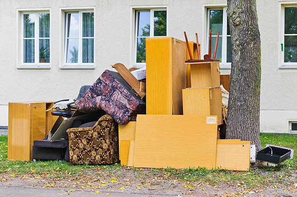Best Construction Debris Removal  in Holiday Valley, OH