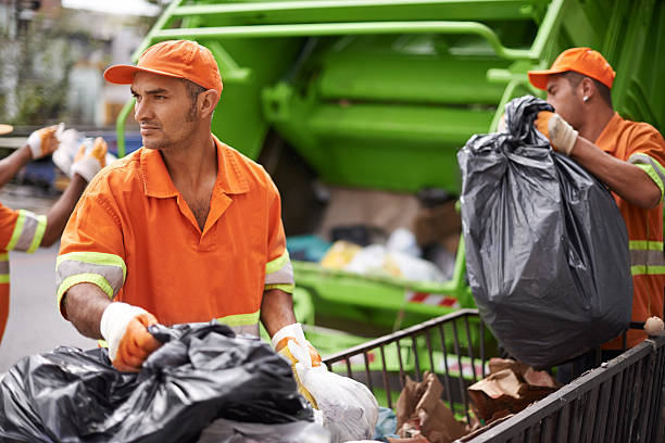Best Construction Debris Removal  in Holiday Valley, OH